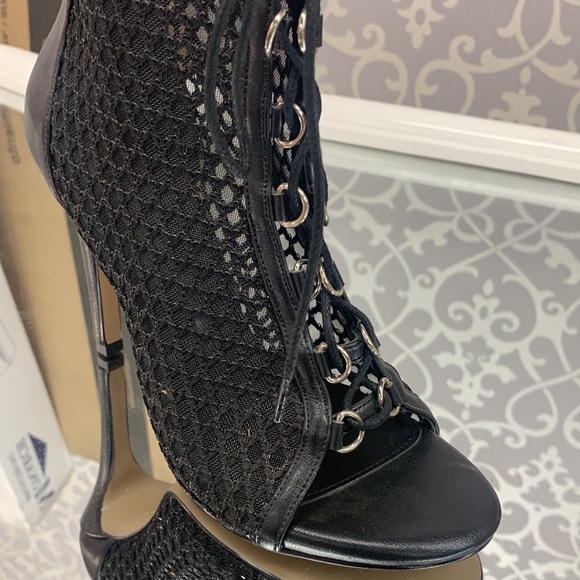 Women’s Fishnet Lace Up Stiletto Ankle Boots in Black Faux Leather and Zipper - Picture 3 of 4